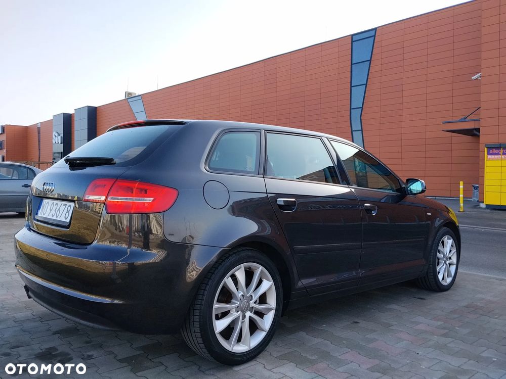 Audi A3 Sportback - 6