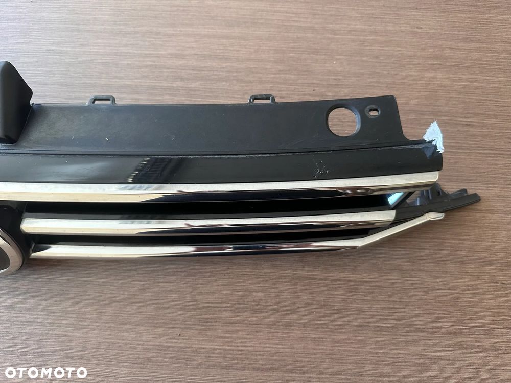 Grill Atrapa VW Touran II 2 5TA 15r- 5TA853653B 5TA853651H/J/K/L/O/P - 4