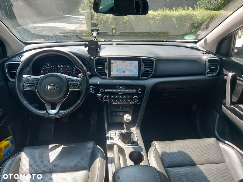 Kia Sportage 1.6 GDI 2WD DREAM-TEAM EDITION - 27