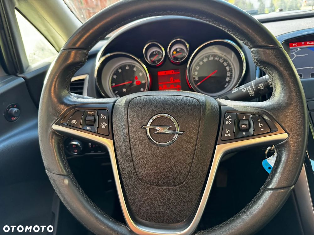 Opel Astra 1.4 Turbo Cosmo - 10
