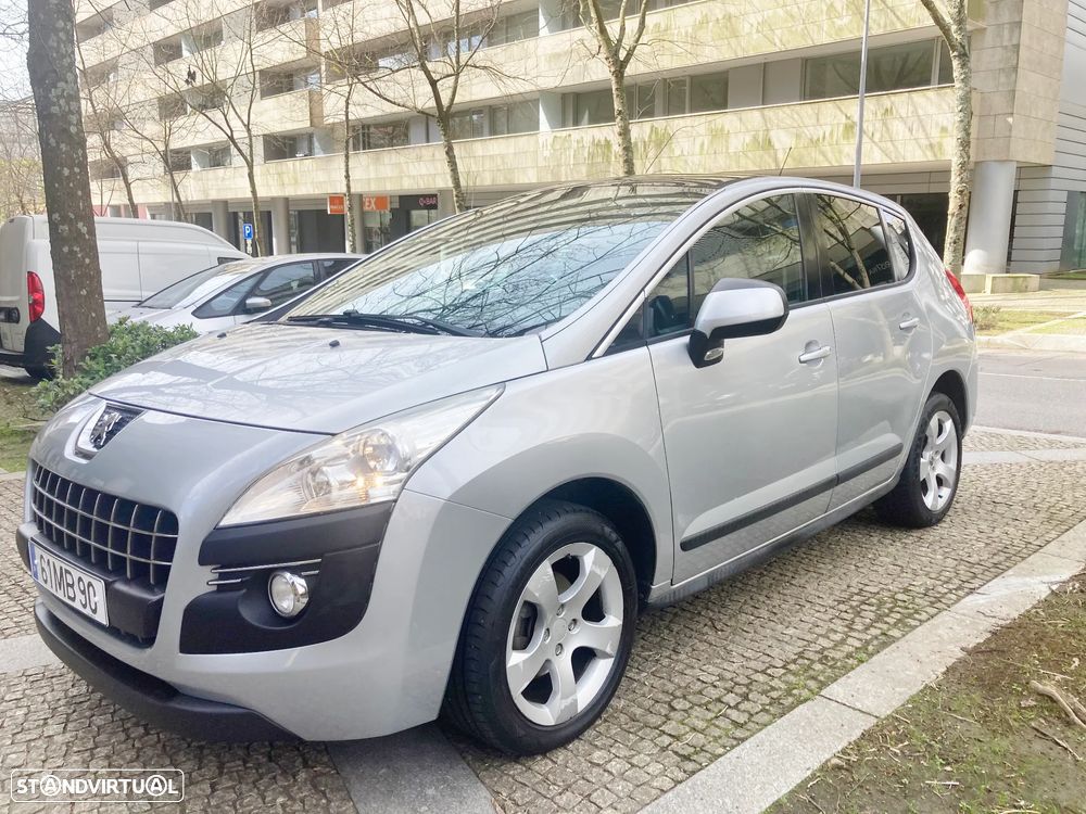 Peugeot 3008 1.6 HDi Executive - 1
