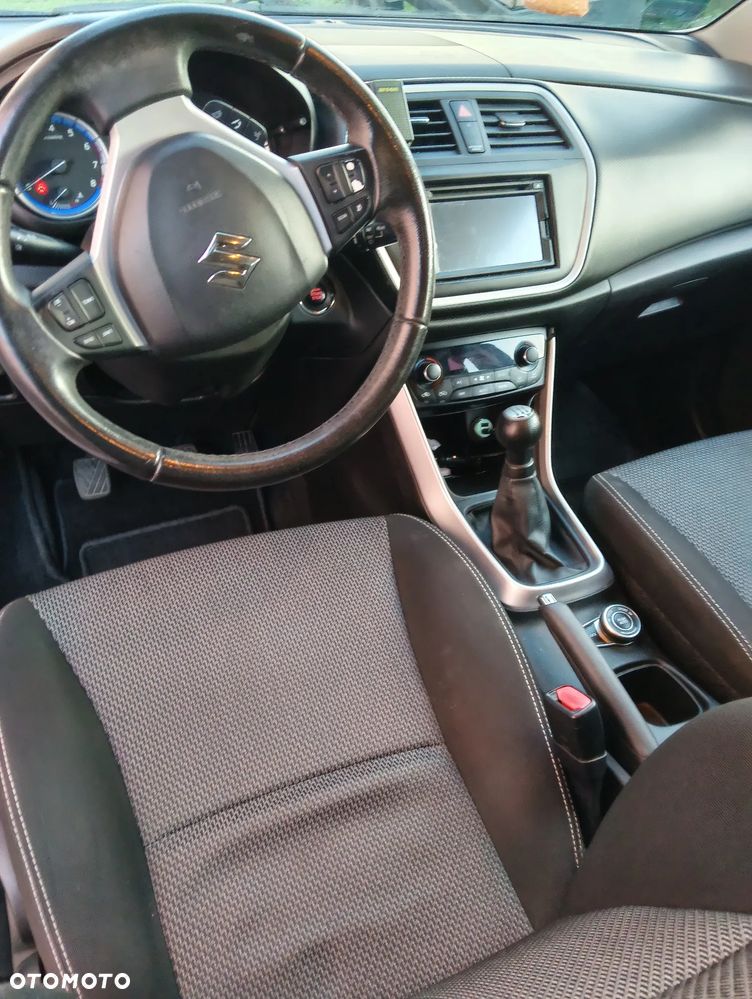 Suzuki S-Cross 1.6 Topline Edition 4WD - 15