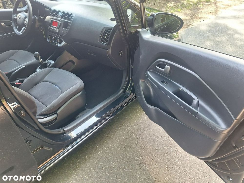 Kia Rio 1.4 Edition 7 - 14