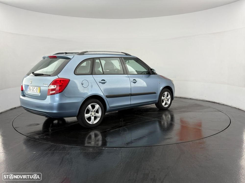 Skoda Fabia Break 1.2 Elegance - 2