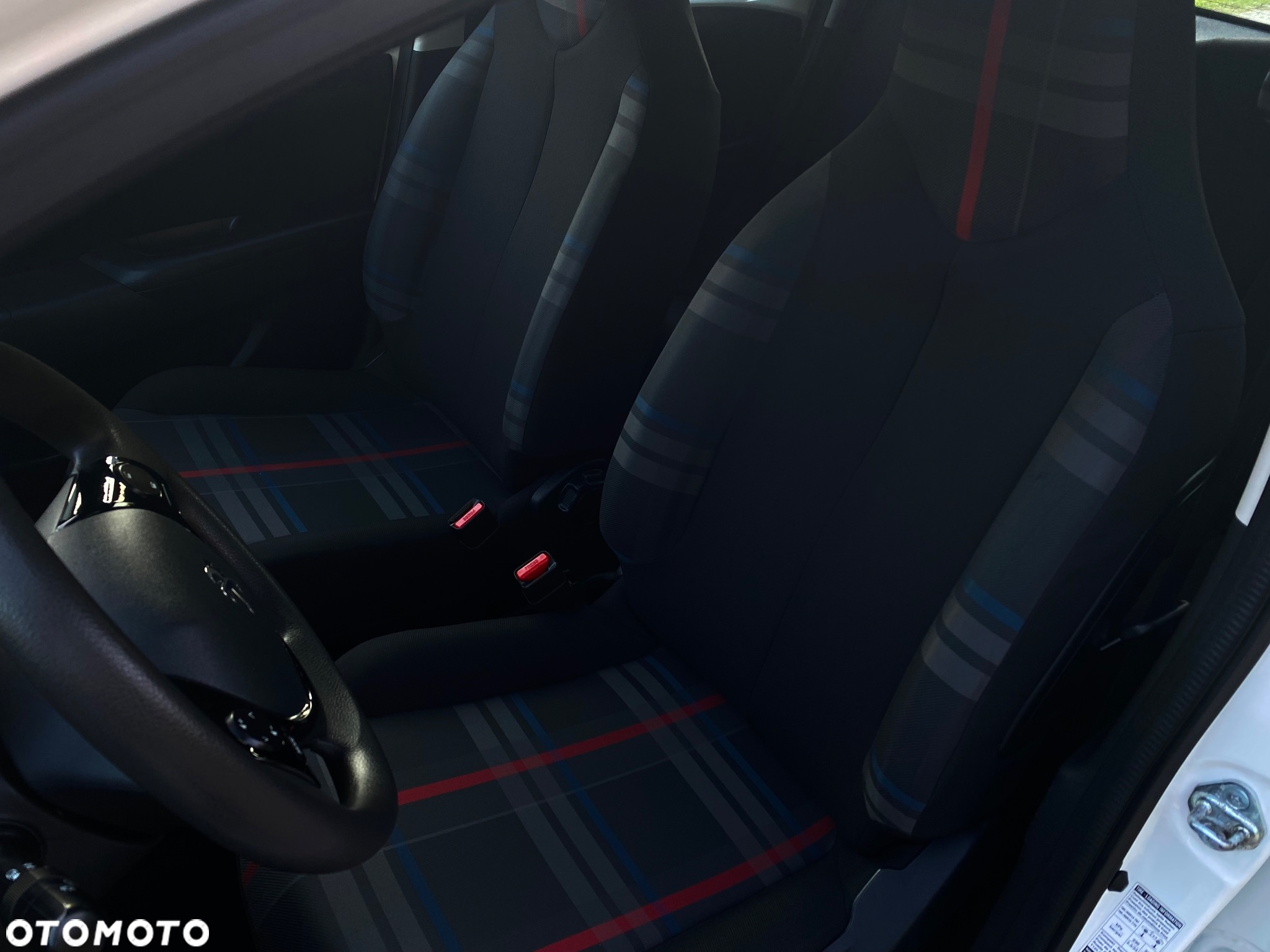 Peugeot 108 PureTech 82 Style - 36