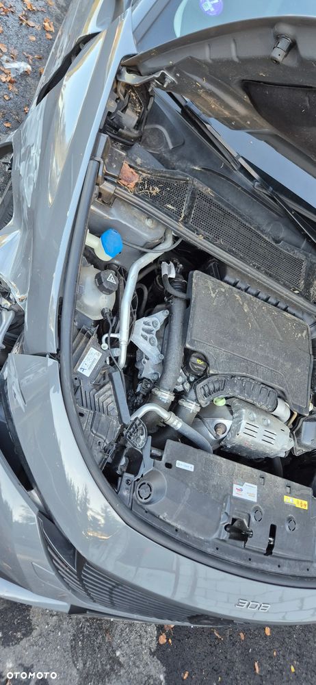Peugeot 308 1.2 PureTech Allure S&S EAT8 - 30