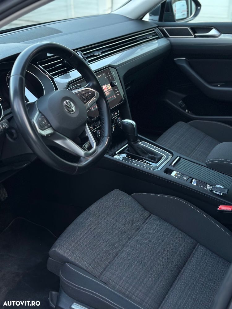 Volkswagen Passat 2.0 TDI DSG R Executive - 9