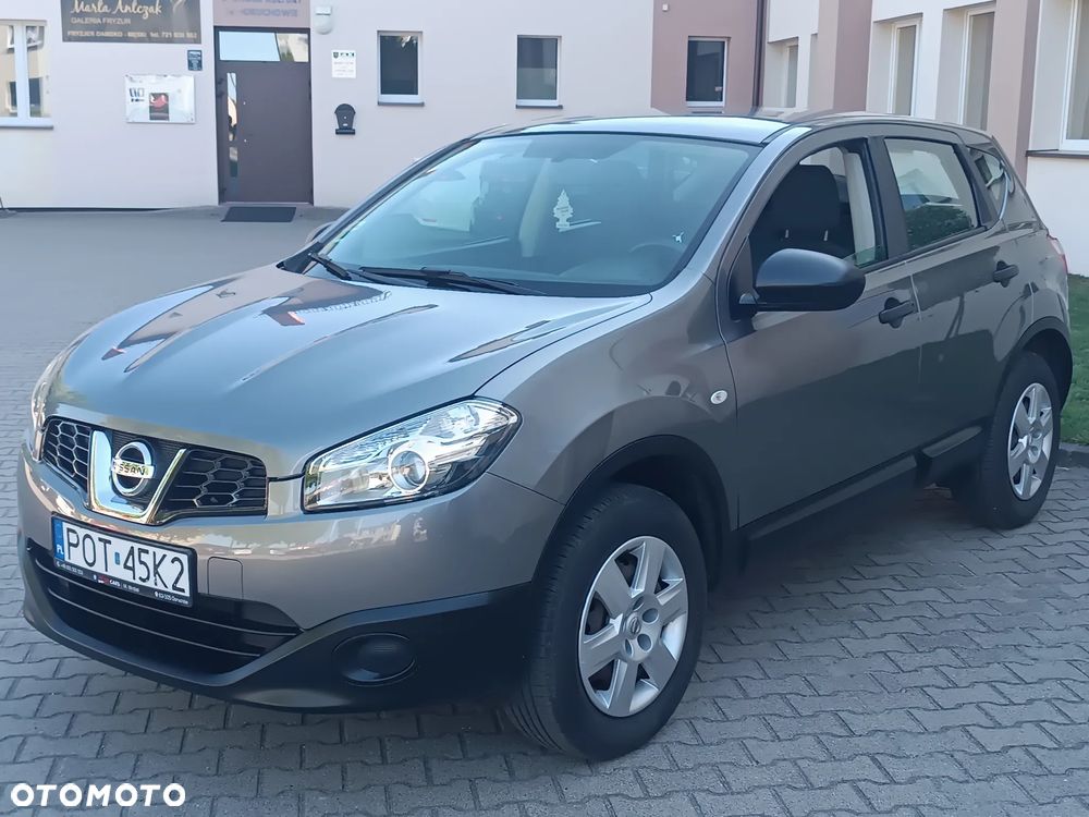 Nissan Qashqai 1.6 Visia - 12