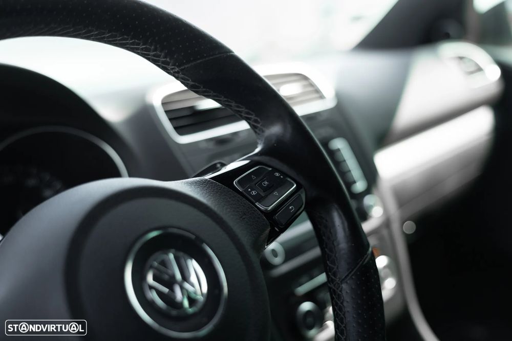 VW Golf 2.0 R DSG - 21
