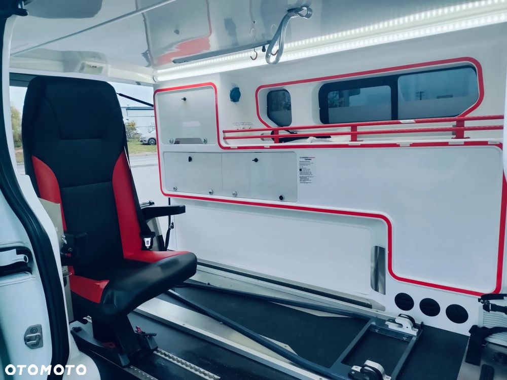 Renault Trafic - 19