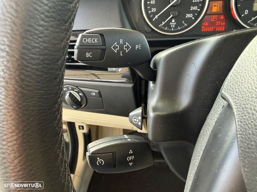 BMW 530 dA xDrive Executive - 29