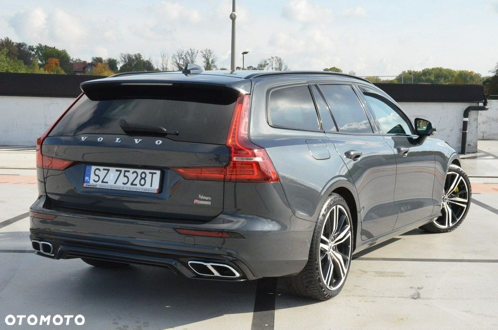 Volvo V60 T6 AWD Geartronic R-Design - 20