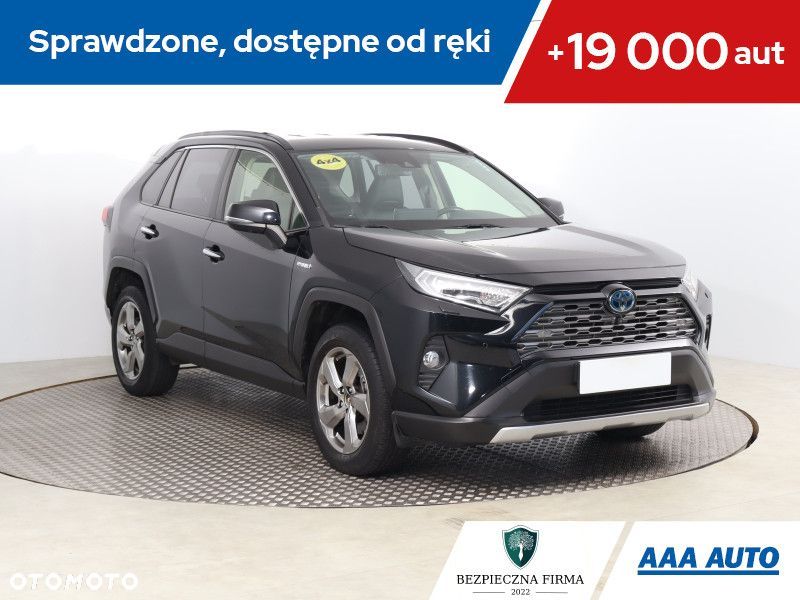 Toyota RAV4 - 1
