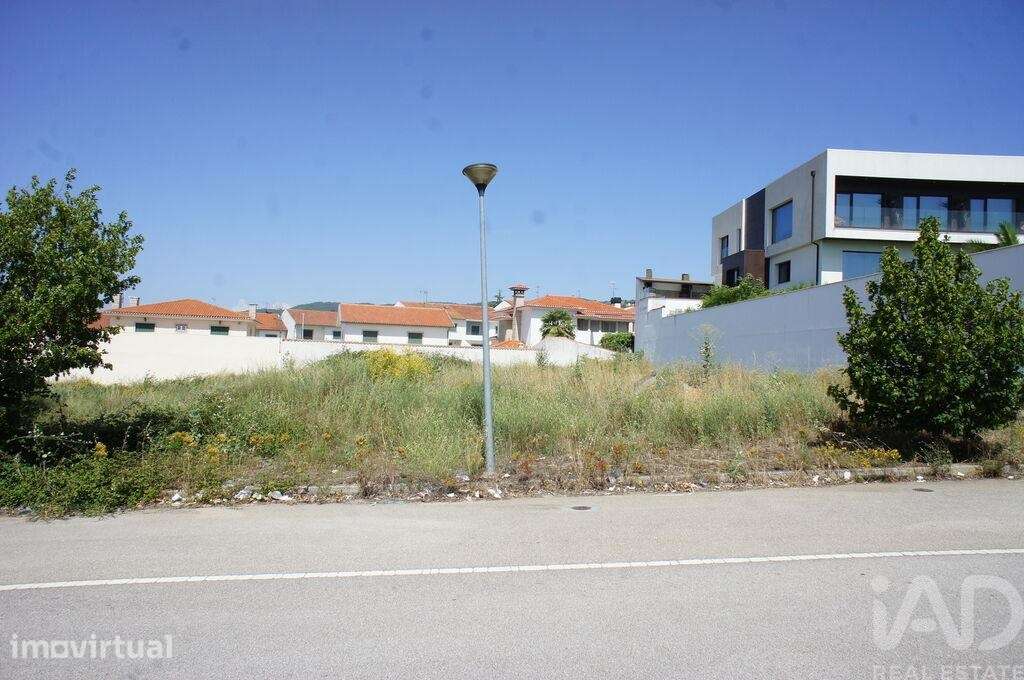 Terreno em Vilar de Nantes de 797,00 m2 - Grande imagem: 5/8