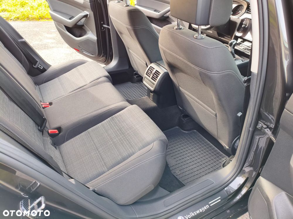 Volkswagen Passat 1.5 TSI EVO Business - 15
