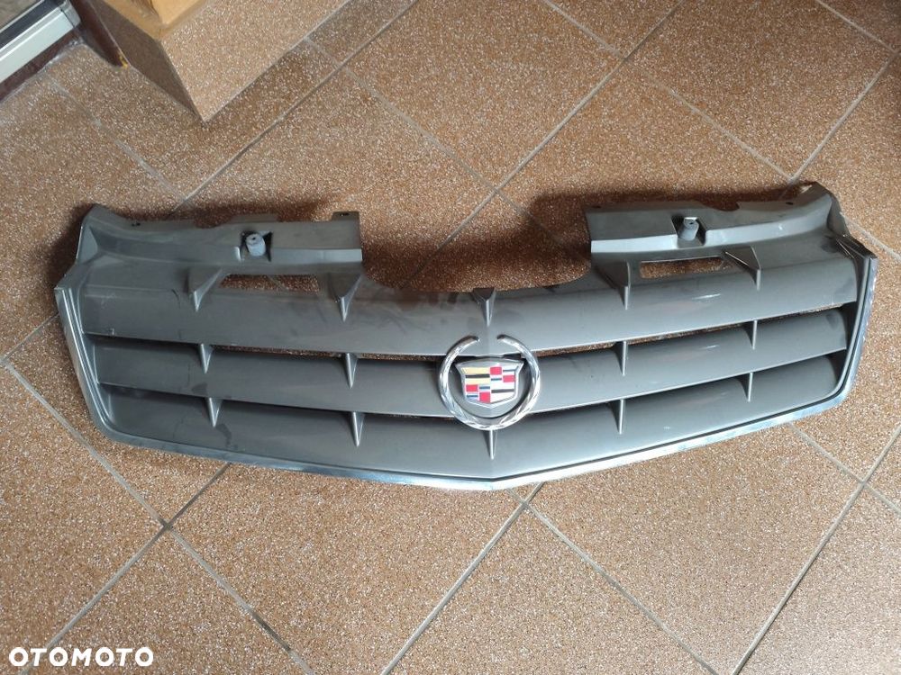Cadillac STS 2005-2011 grille przednie zwykły i wersja z radarem