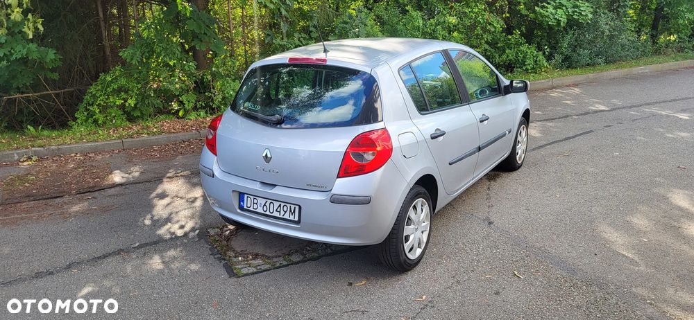 Renault Clio 1.2 16V Edition Dynamique - 12