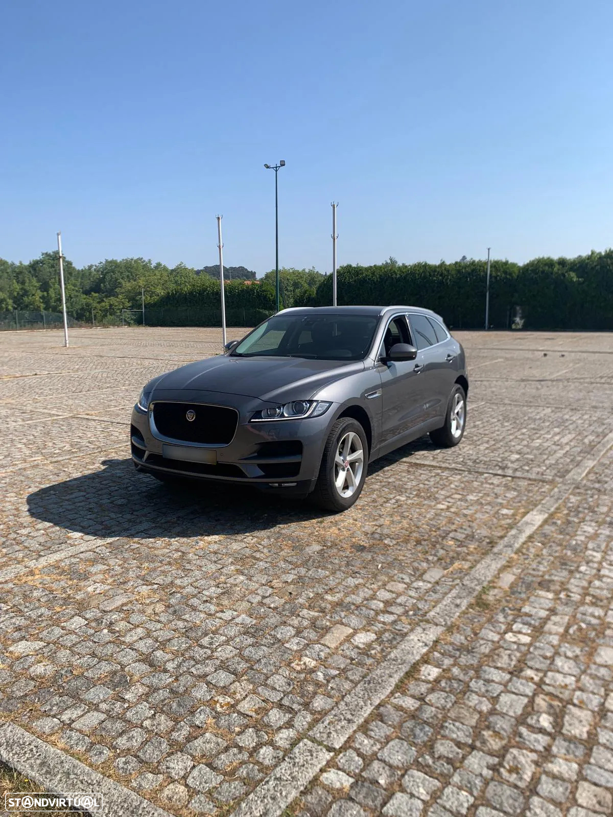 Jaguar F-Pace 2.0 i4D Prestige AWD Aut. - 16