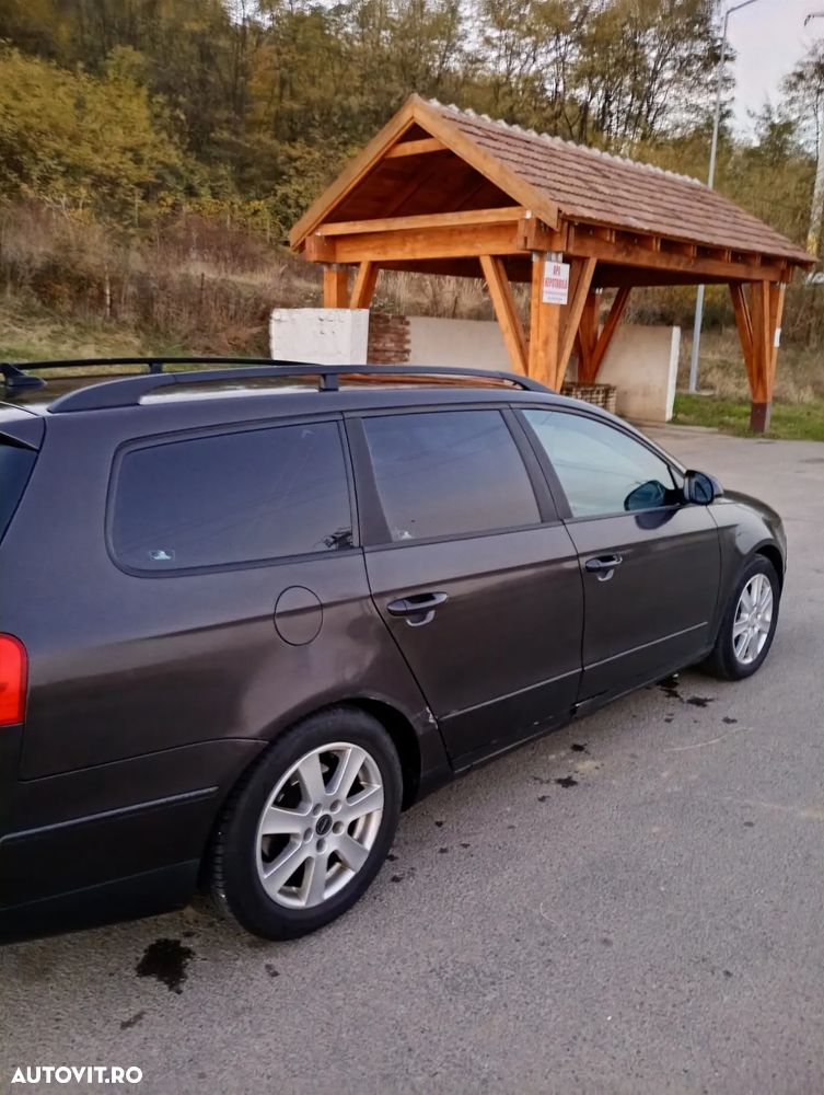 Volkswagen Passat Variant 2.0 TDI DPF Comfortline Blue Motion Technology - 3