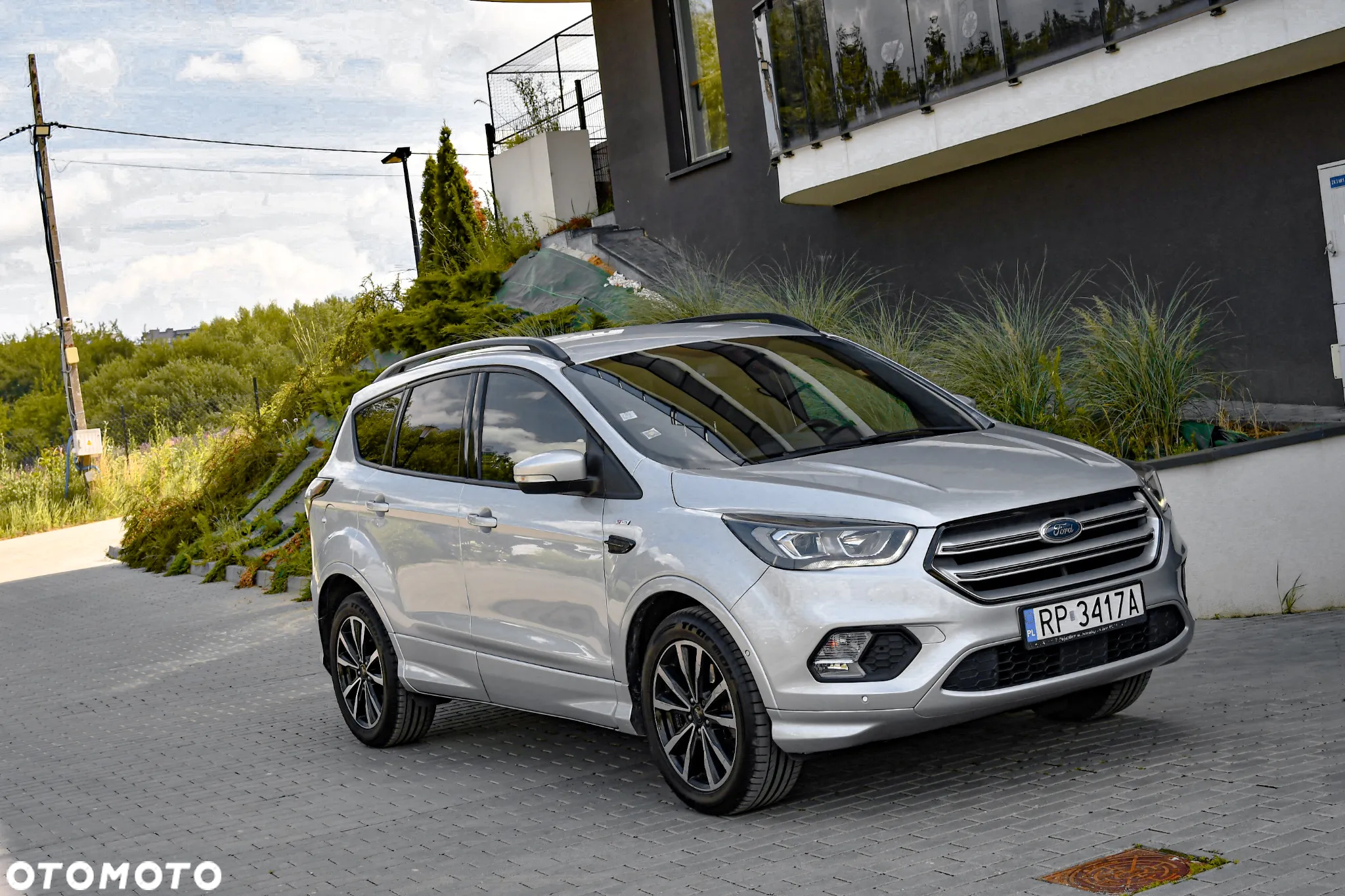 Ford Kuga 1.5 TDCi FWD ST-Line - 4