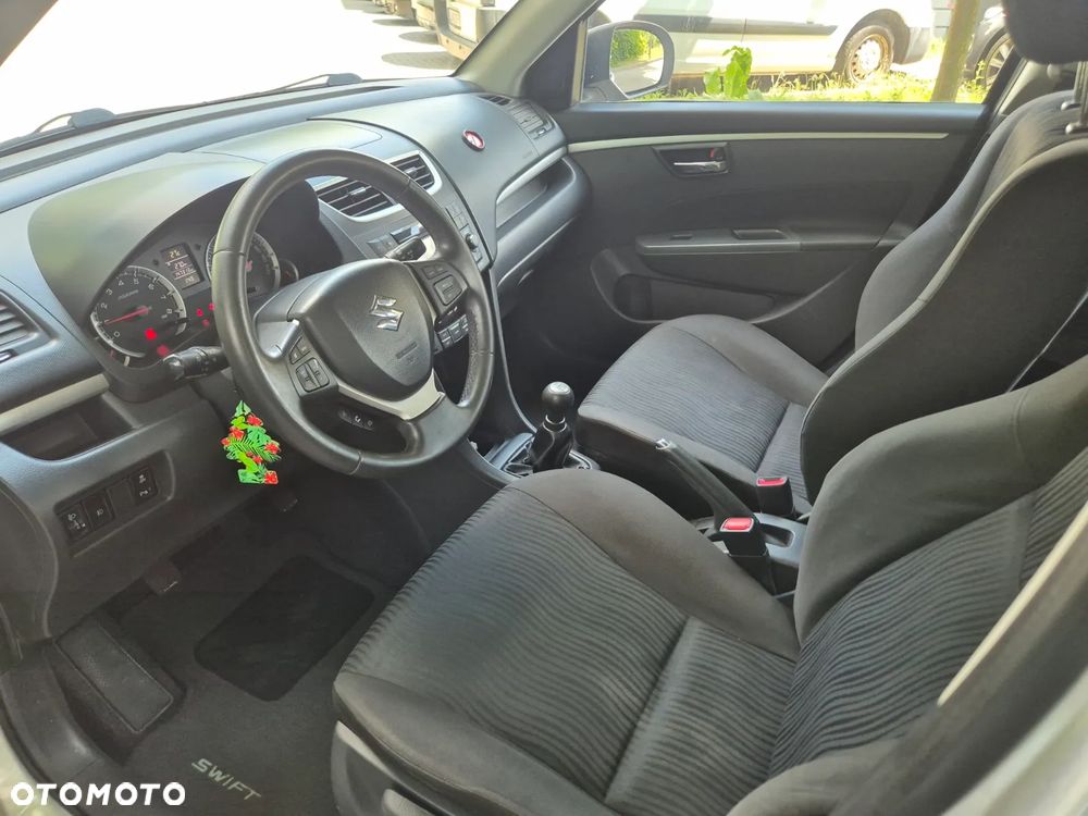 Suzuki Swift - 7