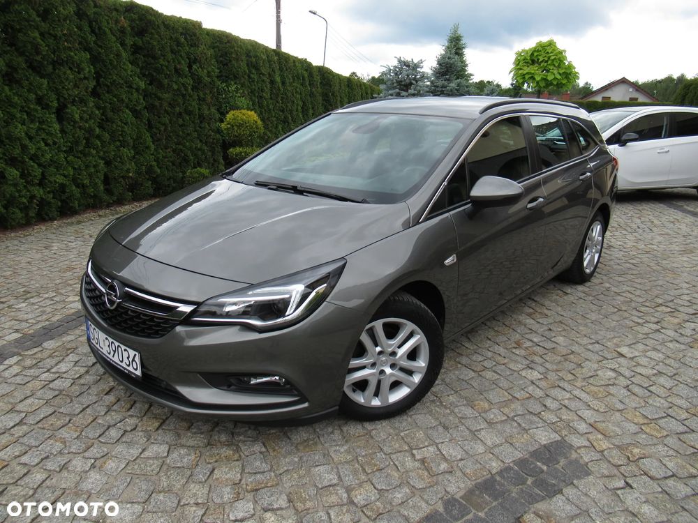 Opel Astra 1.4 Turbo Innovation - 1