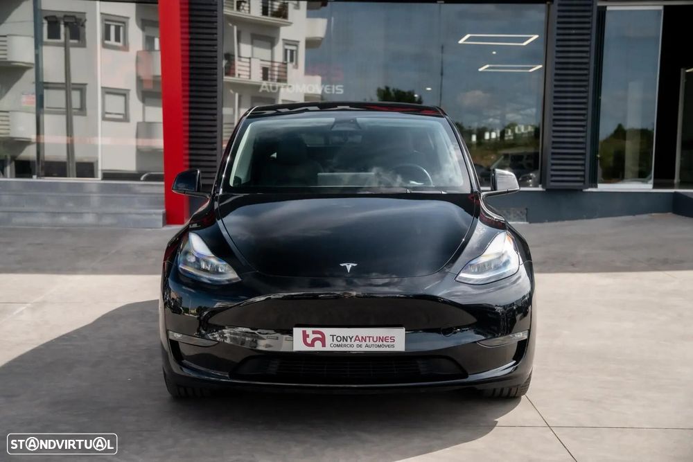 Tesla Model Y Performance Dual Motor AWD - 14