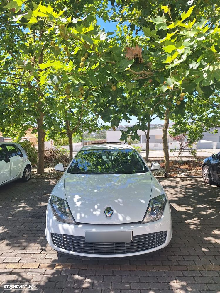 Renault Laguna Coupe 2.0 dCi Dynamique S - 4