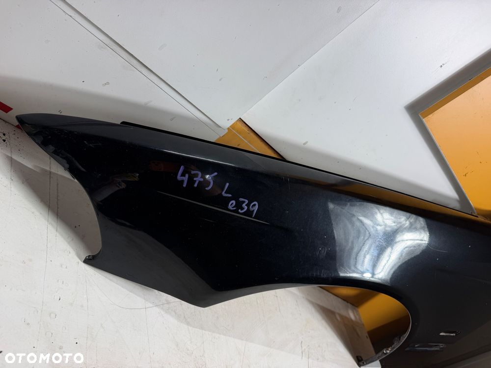 Błotnik lewy BMW e39 475 BlackSapphire ładny bez rdzy ! - 2