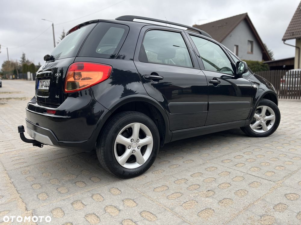 Suzuki SX4 Classic 1.6 VVT 4x4 Comfort - 37