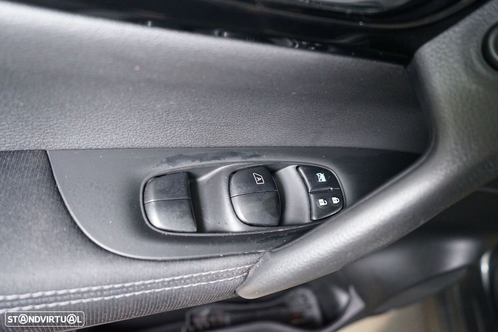 Nissan Qashqai 1.2 DIG-T Acenta Connect - 17
