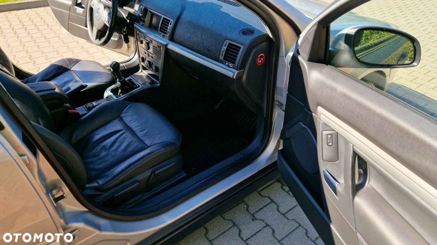 Opel Vectra - 18