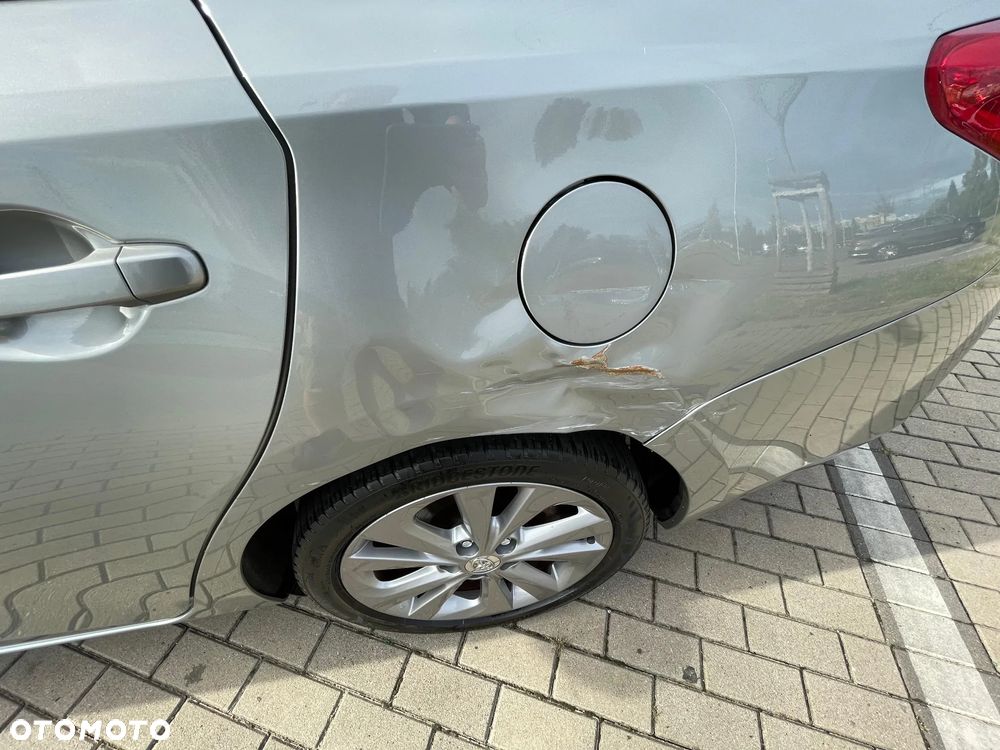 Toyota Auris 1.6 Valvematic Life - 24