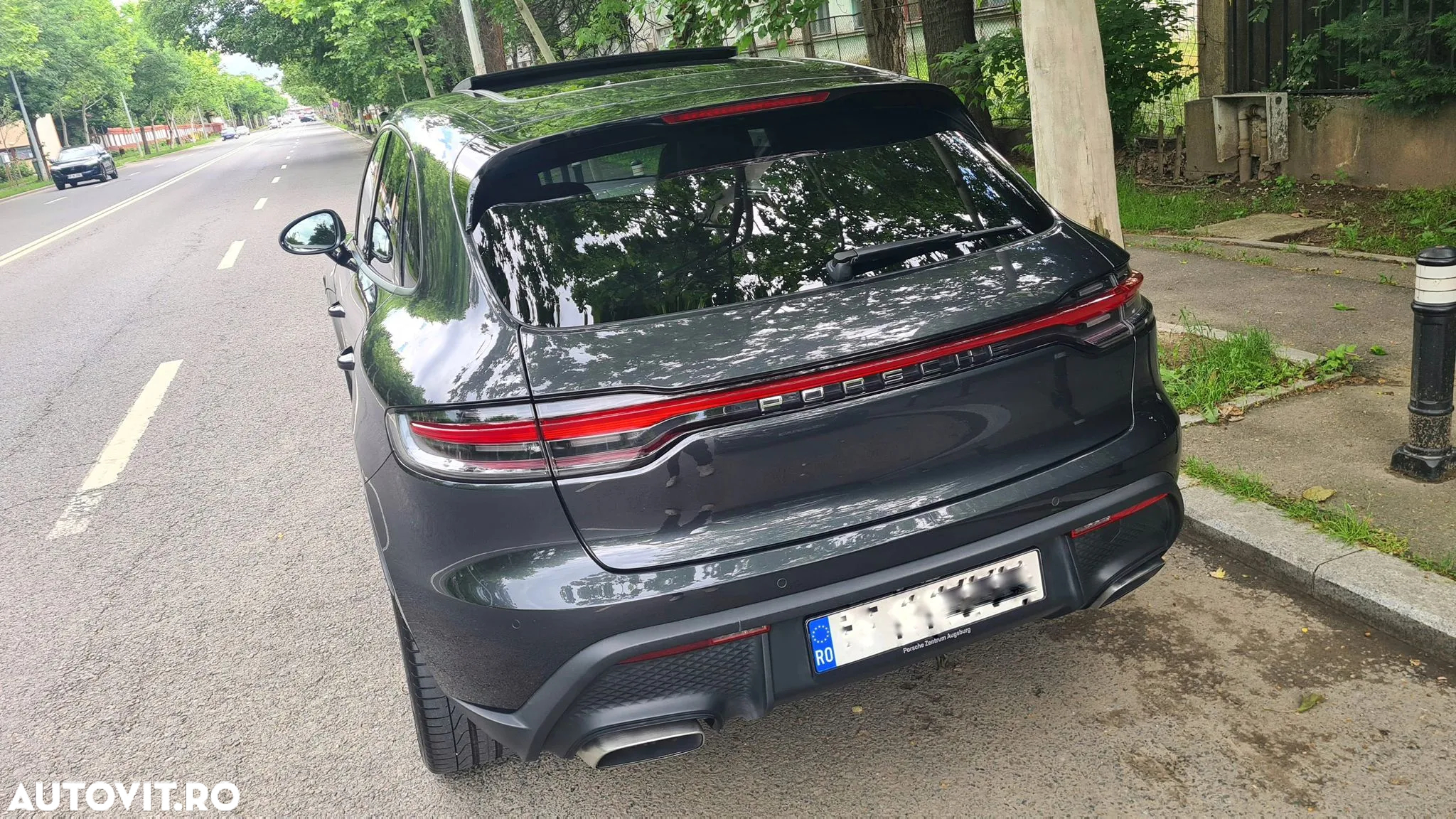 Porsche Macan - 10