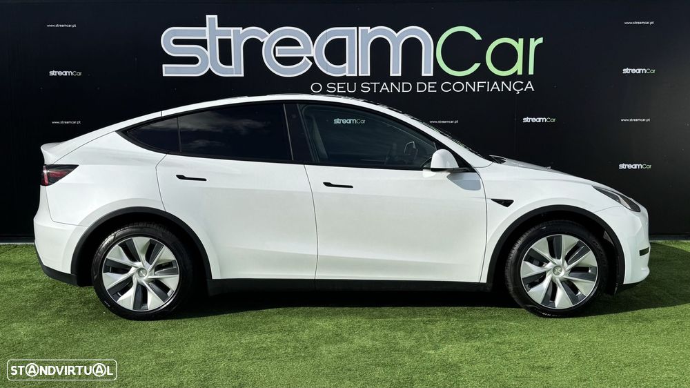 Tesla Model Y Standard - 6