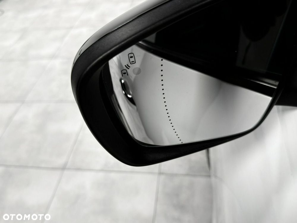Renault Grand Scenic - 12