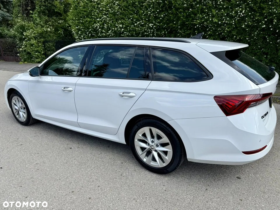Skoda Octavia 1.5 TSI ACT Ambition - 8