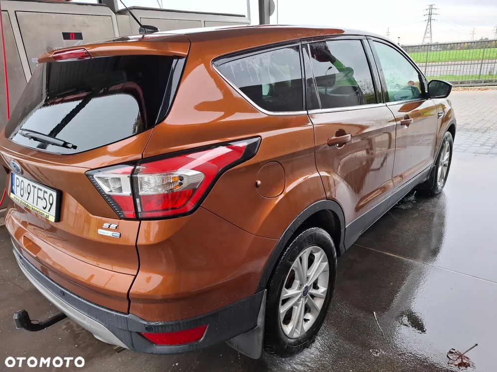 Ford Kuga - 4