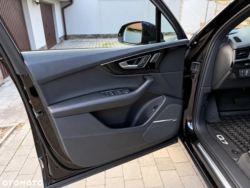 Audi Q7 - 15