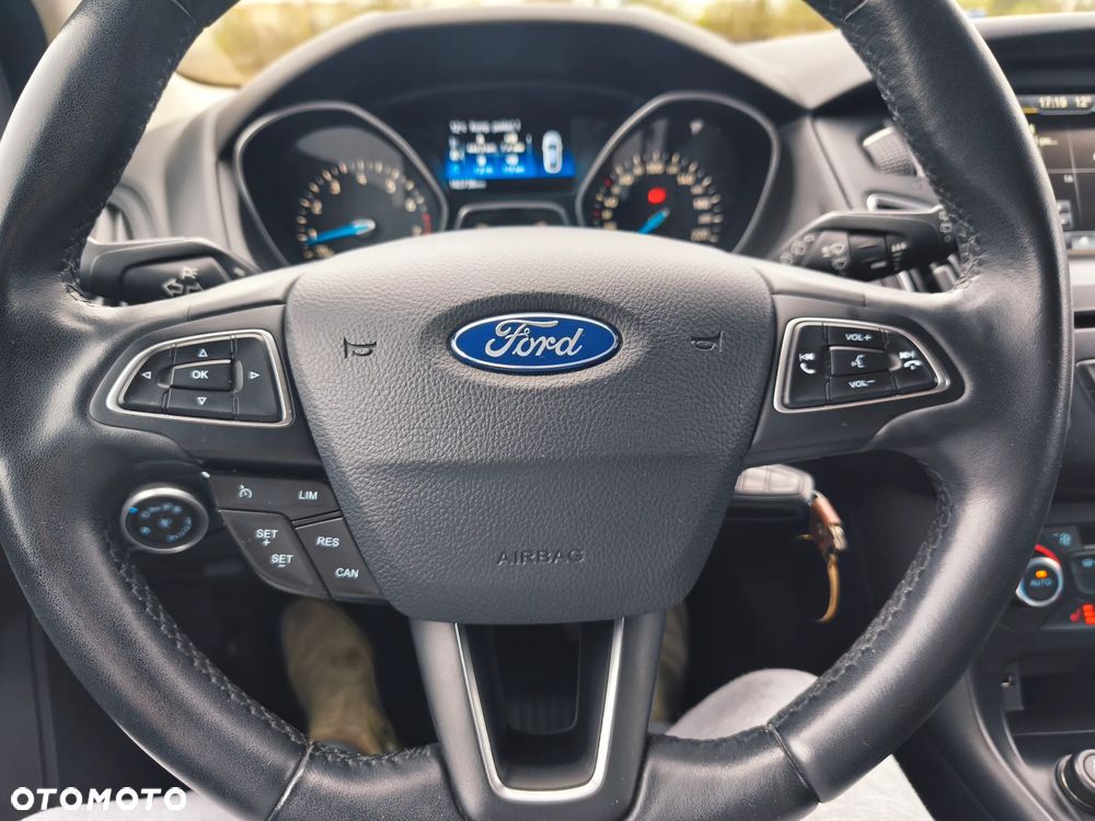 Ford Focus 1.0 EcoBoost Titanium - 20