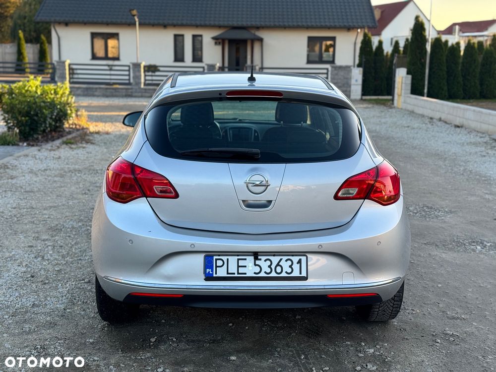 Opel Astra - 8