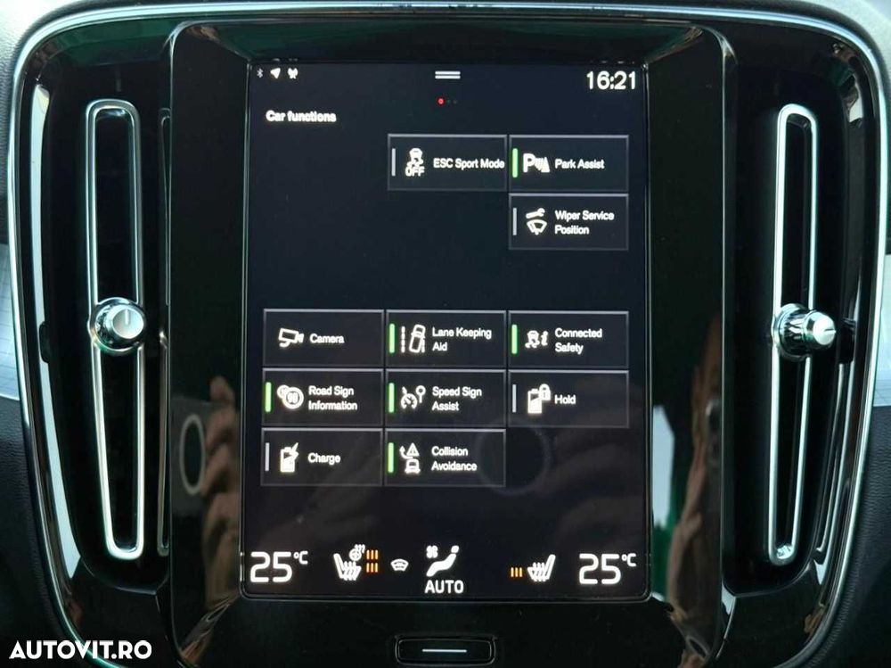 Volvo XC 40 Recharge T5 Twin Engine AT7 Inscription - 29