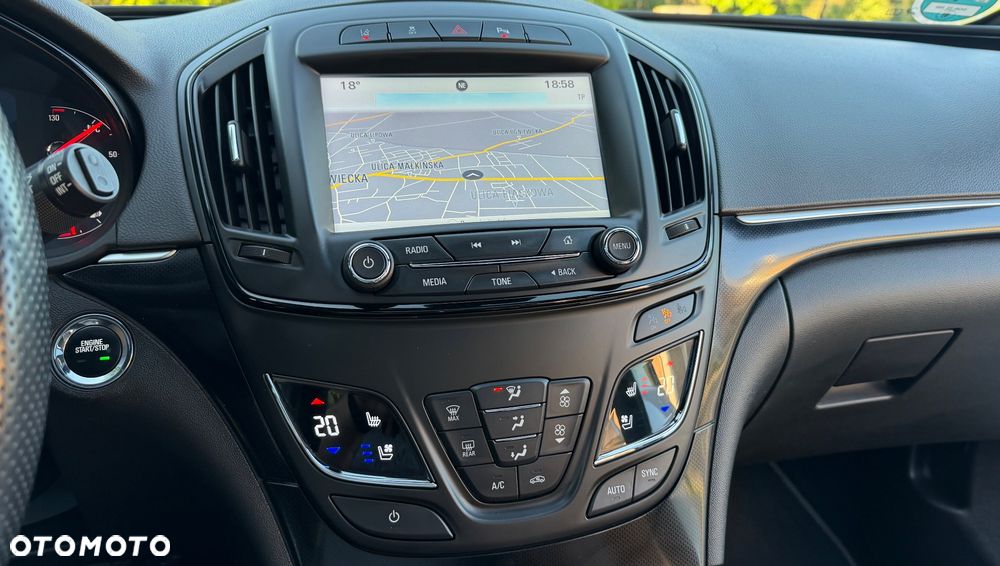 Opel Insignia - 31