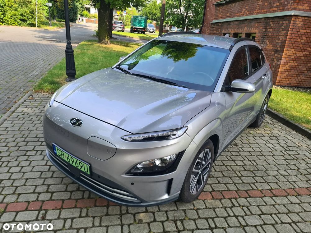 Hyundai Kona - 11