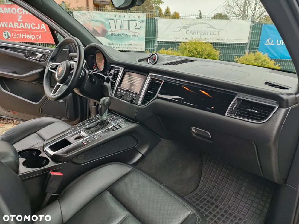 Porsche Macan - 17