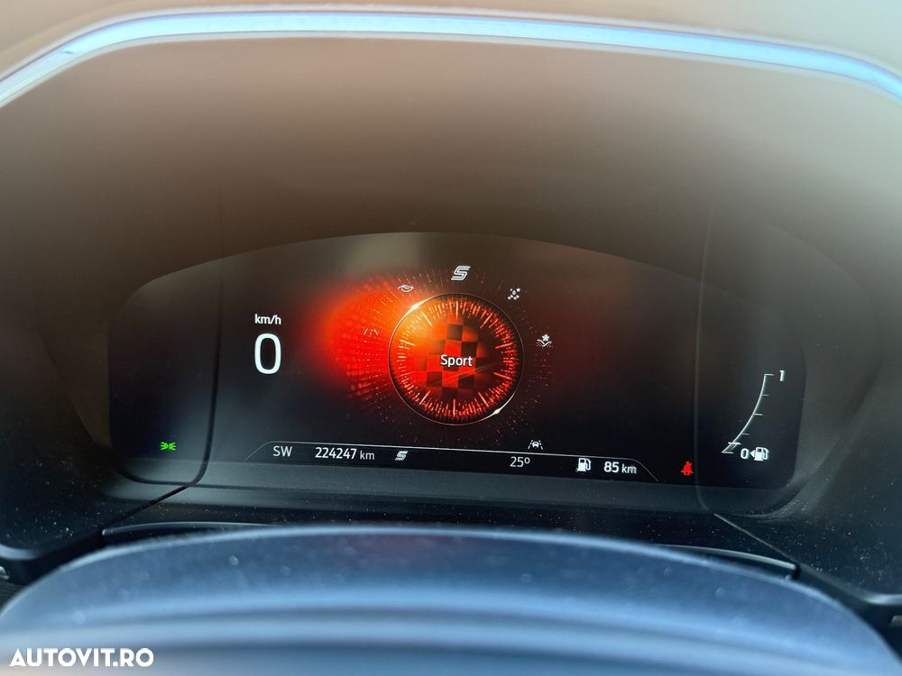 Ford Kuga 1.5 EcoBoost 2WD Titanium - 13