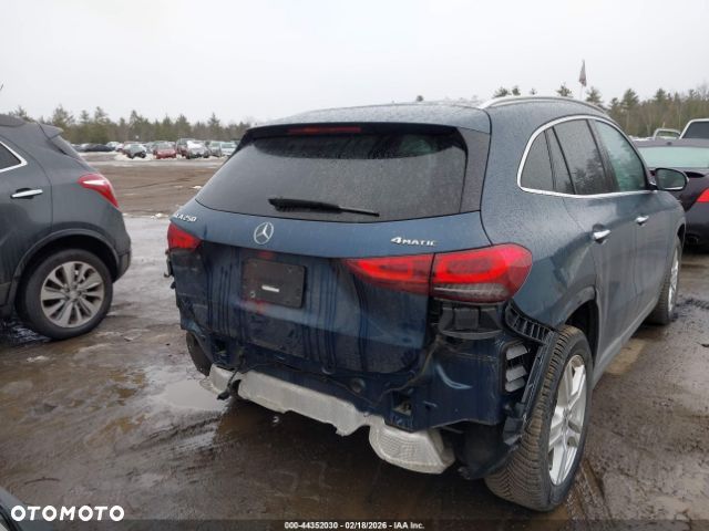 Mercedes-Benz GLA 250 4Matic 8G-DCT Edition 2021 - 10