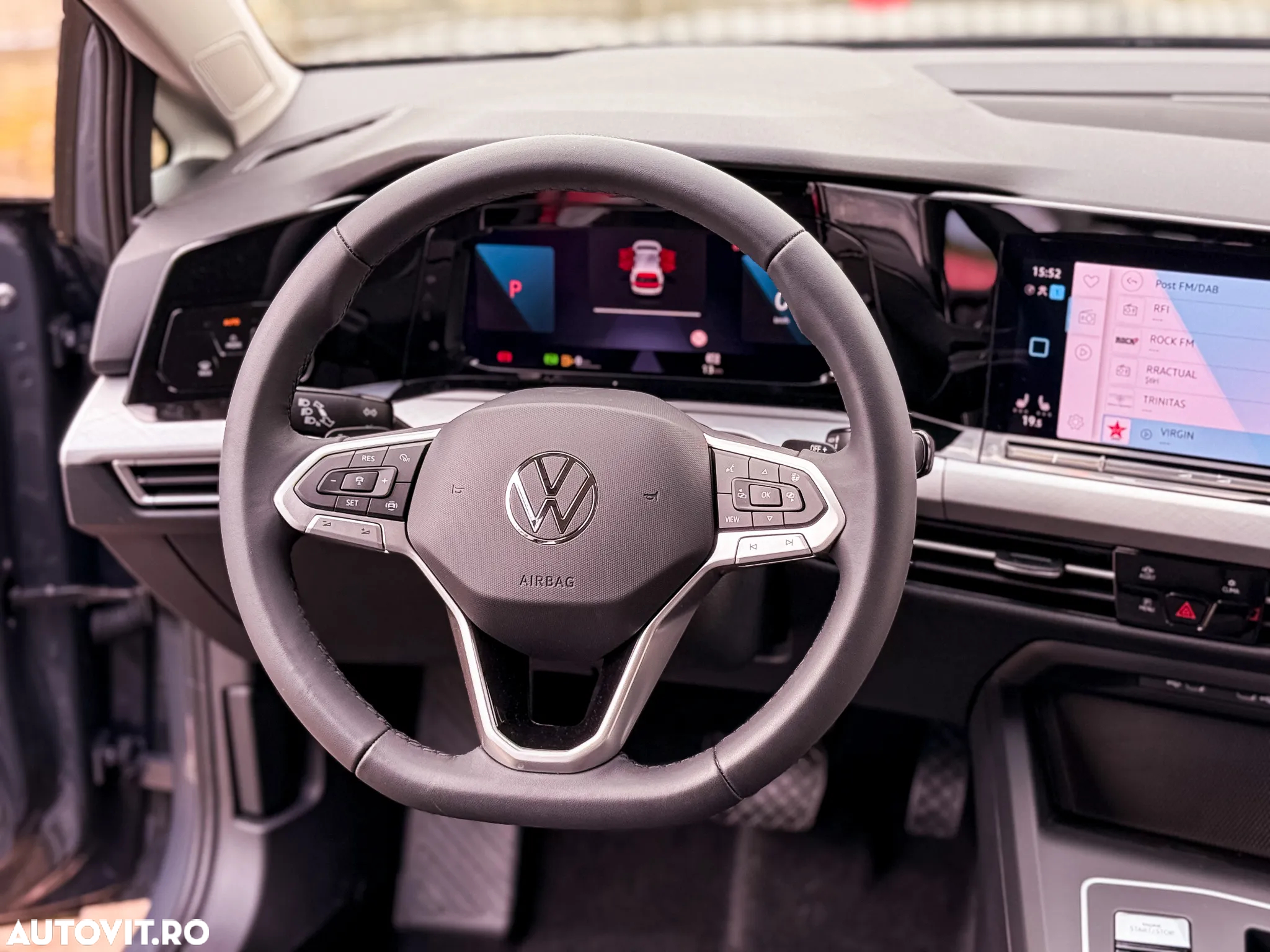 Volkswagen Golf 1.5 eTSI ACT DSG MHEV Life - 8