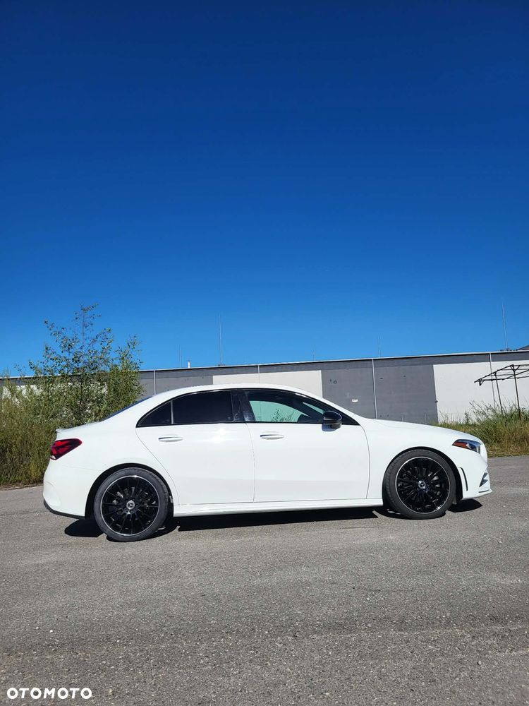 Mercedes-Benz Klasa A 220 4Matic 7G-DCT AMG Line - 3
