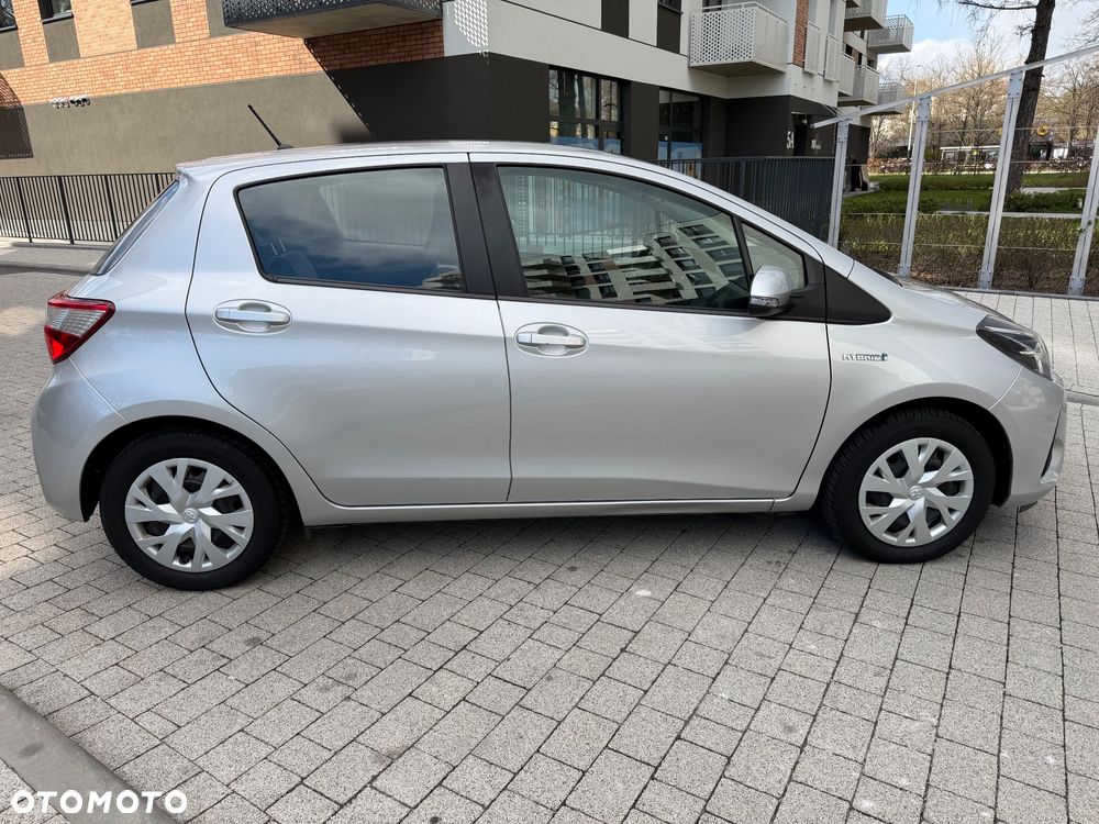 Toyota Yaris - 5
